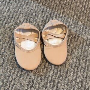 Kids Ballet Shoes in Tan